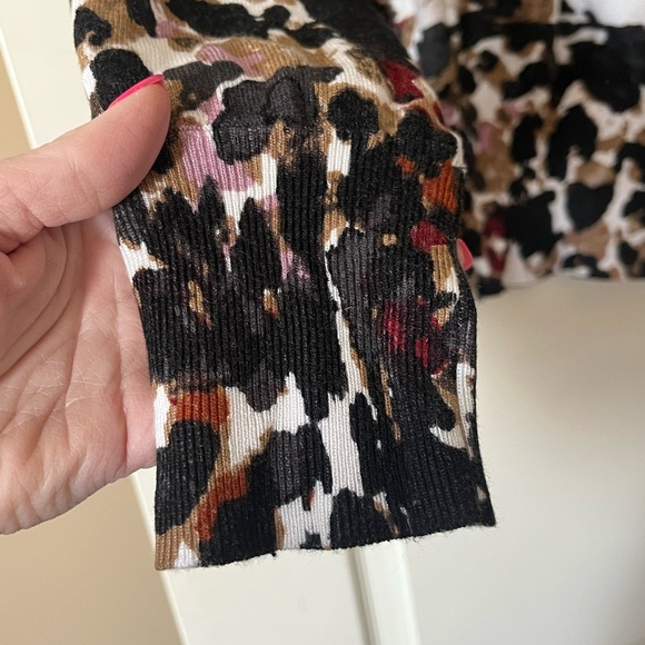 Sale! Joseph A. Long Sleeve Sweater with Oversized Sleeve Women’s Size M - Picture 6 of 15